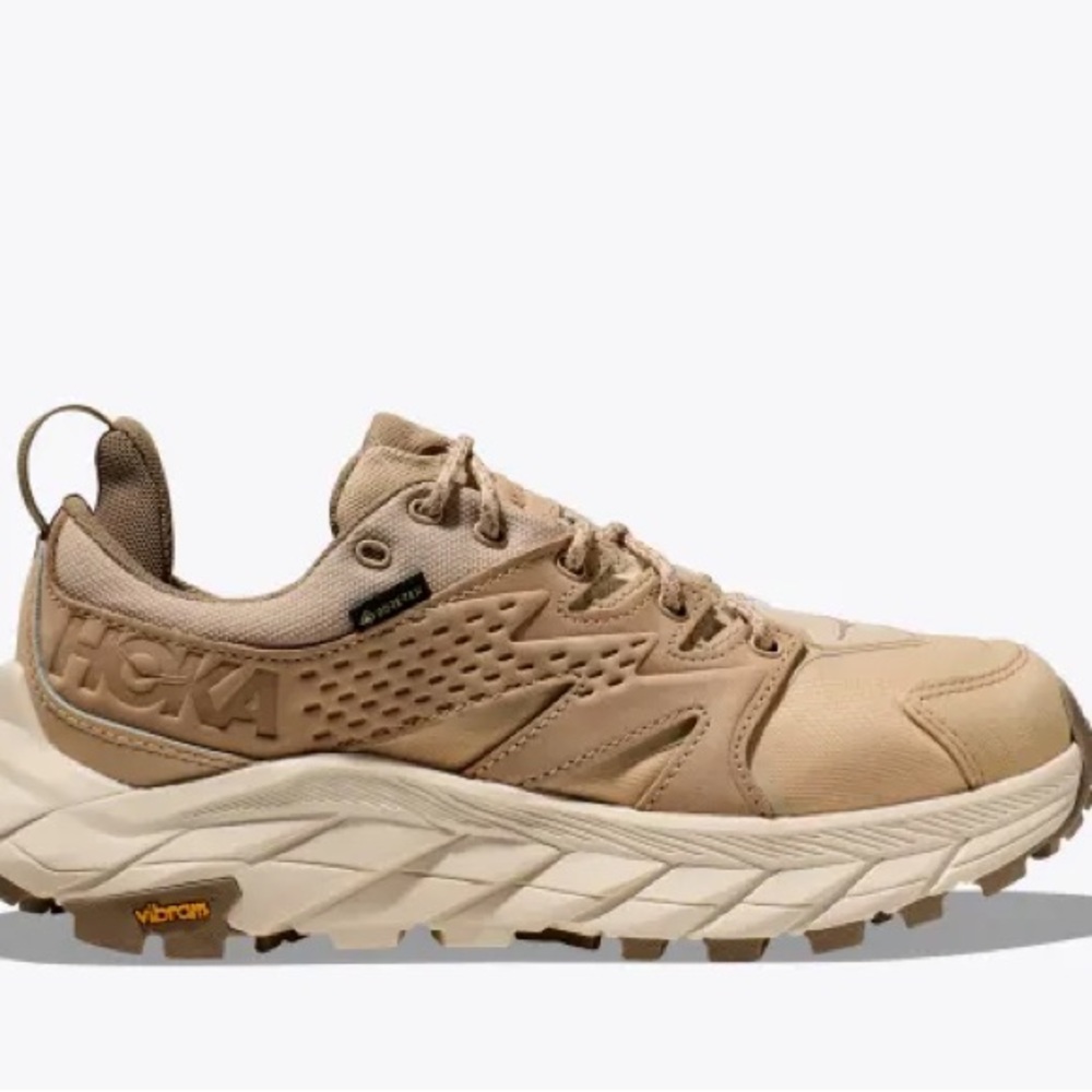 Hoka women’s shoes